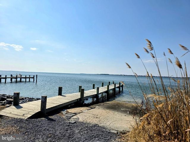 1905 BAYSIDE DR, Chester, MD 21619