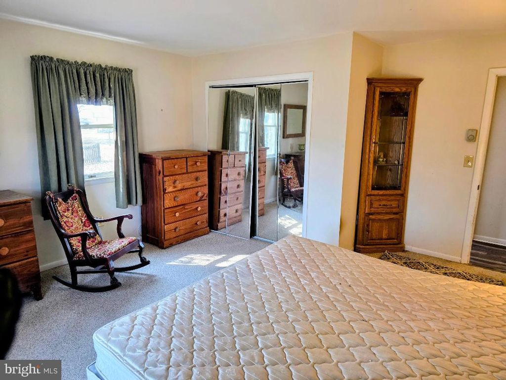 Image 17 of property listing at 1905 BAYSIDE DR, Chester, MD 21619