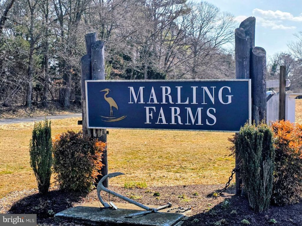 Image 2 of property listing at 1905 BAYSIDE DR, Chester, MD 21619