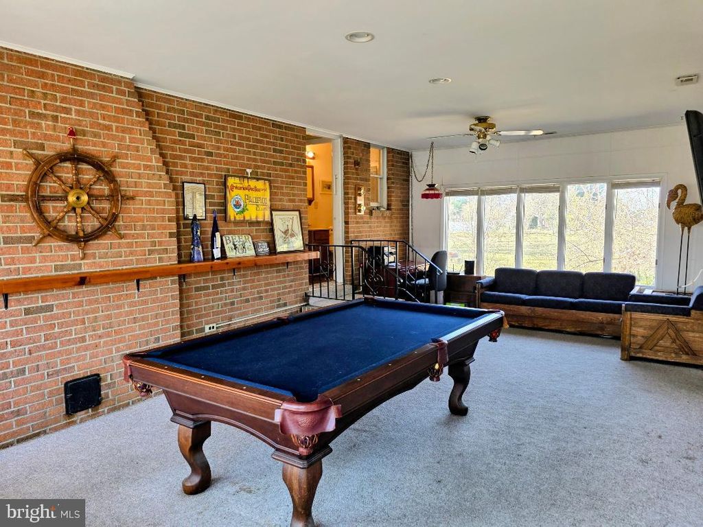 Image 8 of property listing at 1905 BAYSIDE DR, Chester, MD 21619