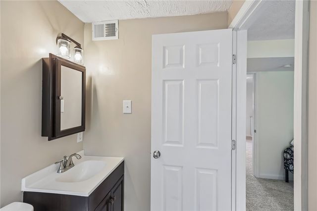 336 Farnsworth Drive, West Carrollton, OH 45449