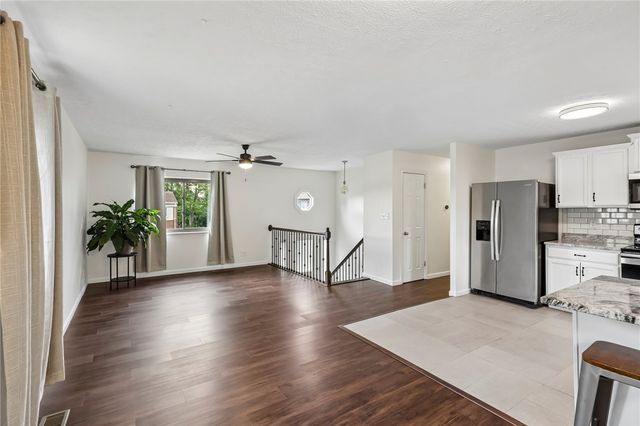 336 Farnsworth Drive, West Carrollton, OH 45449