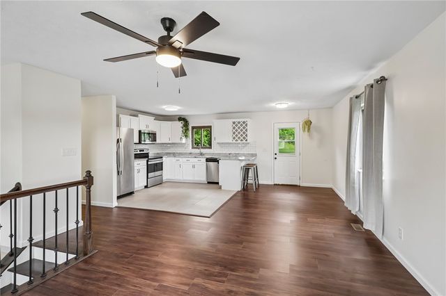 336 Farnsworth Drive, West Carrollton, OH 45449