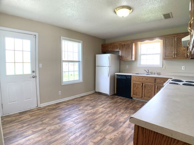 1112 Keith Ave, Oak Grove, KY 42262