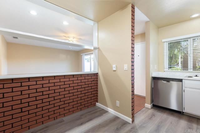 3433 Seabreeze Walk 3433, Oceanside, CA 92056