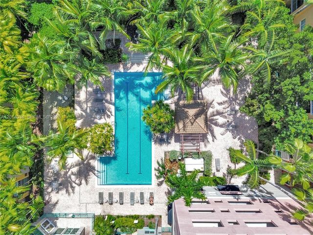 6001 SW 70th St 412, South Miami, FL 33143
