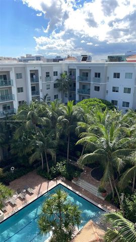 6001 SW 70th St 412, South Miami, FL 33143