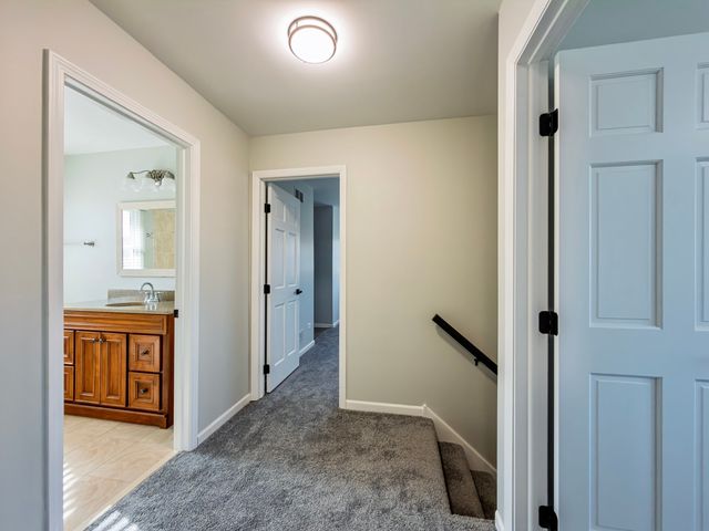 5N575 Abilene Trail, Bloomingdale, IL 60108