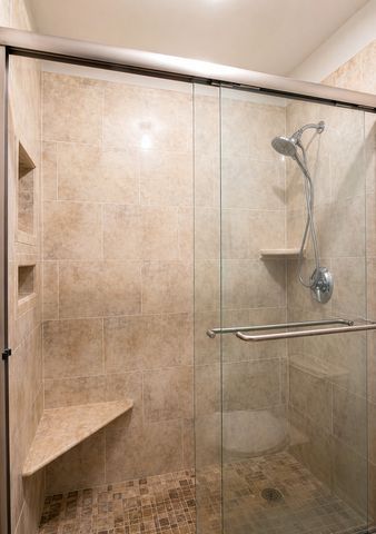 5N575 Abilene Trail, Bloomingdale, IL 60108