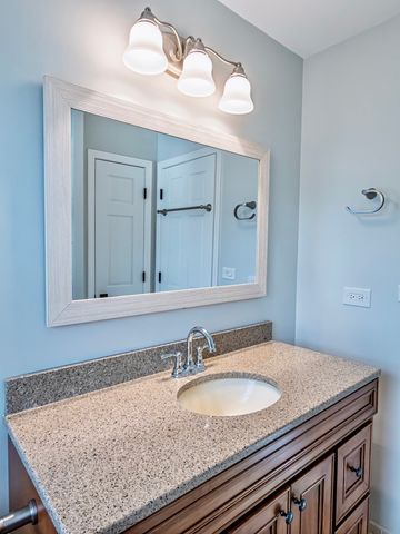 5N575 Abilene Trail, Bloomingdale, IL 60108
