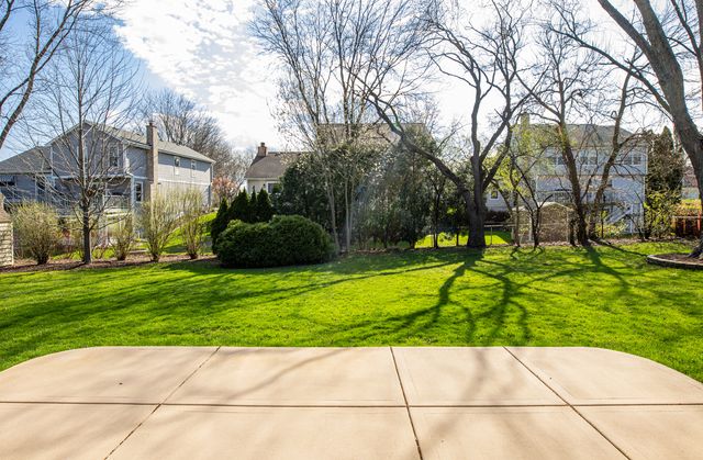 5N575 Abilene Trail, Bloomingdale, IL 60108