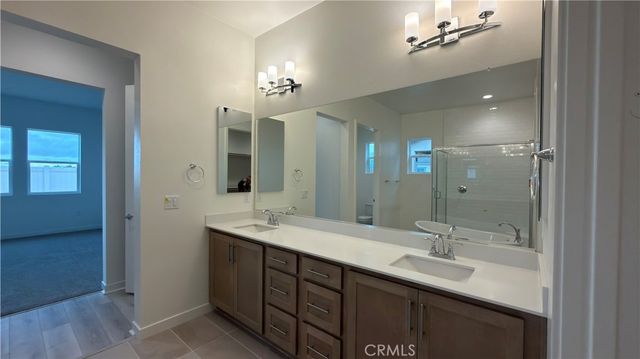 6438 Castle Crags Avenue, Hesperia, CA 92345