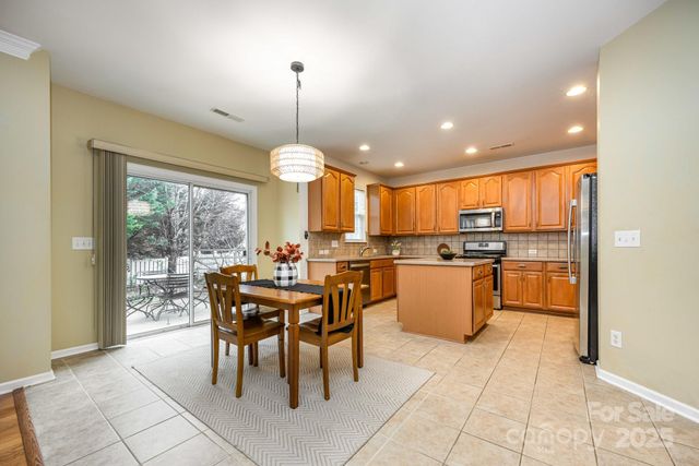 5810 Cactus Valley Road, Charlotte, NC 28277