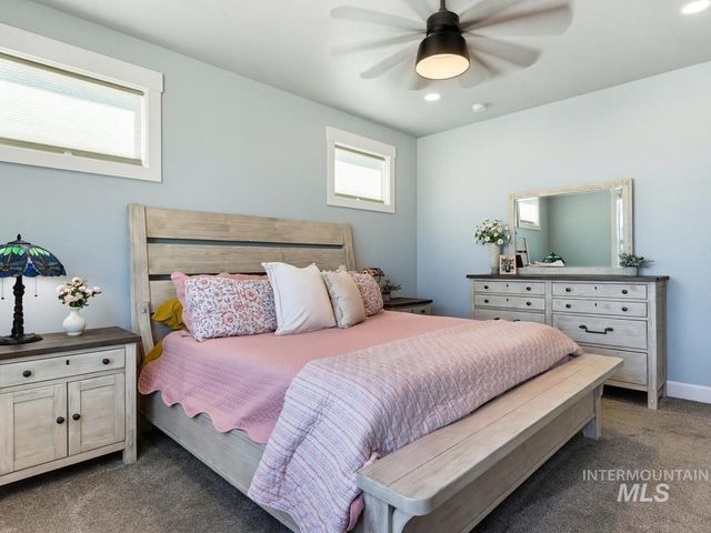 4950 W Columbia Rd, Nampa, ID 83687