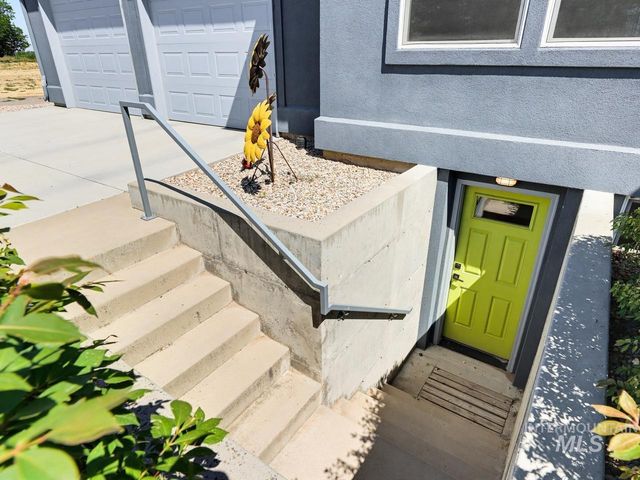 4950 W Columbia Rd, Nampa, ID 83687
