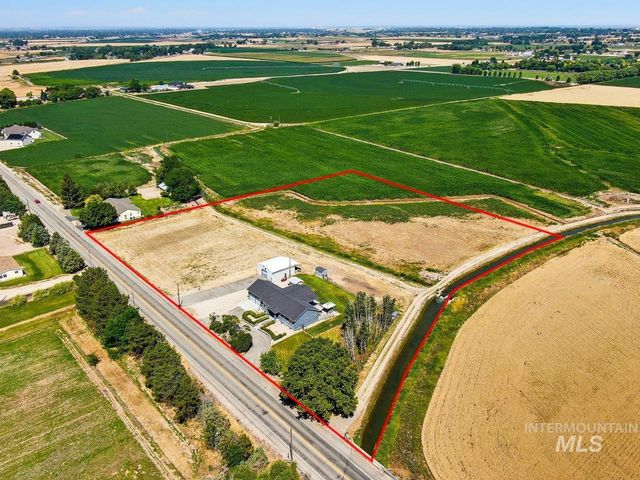 4950 W Columbia Rd, Nampa, ID 83687