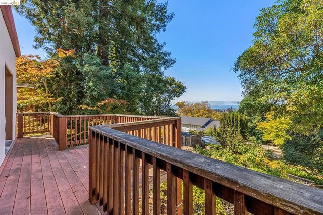 1466 Scenic Ave, Berkeley, CA 94708