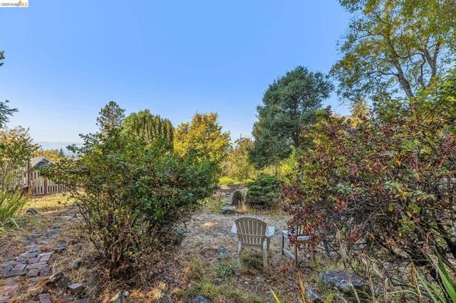1466 Scenic Ave, Berkeley, CA 94708