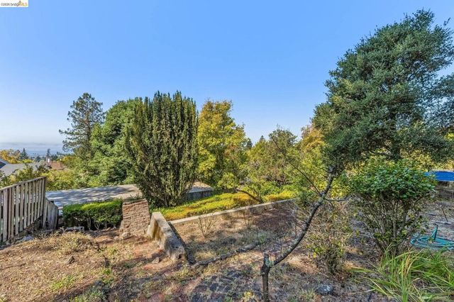 1466 Scenic Ave, Berkeley, CA 94708