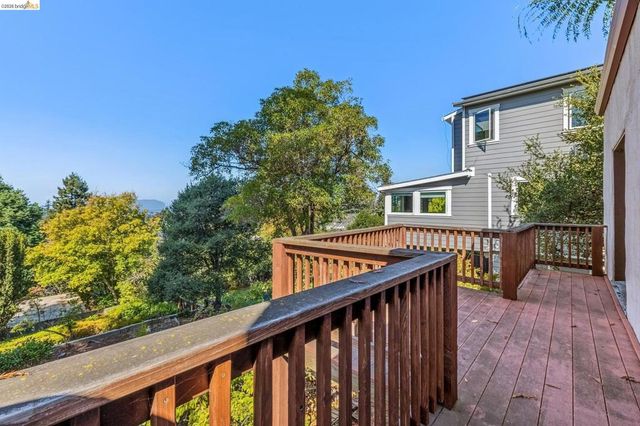 1466 Scenic Ave, Berkeley, CA 94708