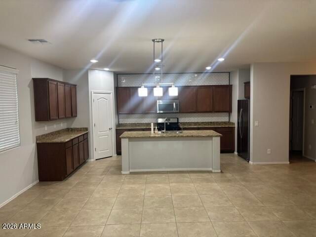 21245 E CHERRYWOOD Drive E, Queen Creek, AZ 85142