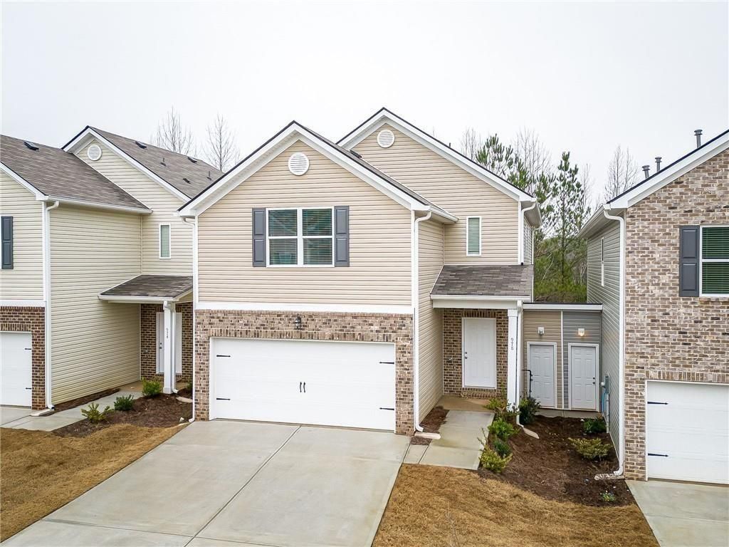 978 Valley Rock Drive, Lithonia, GA 30058