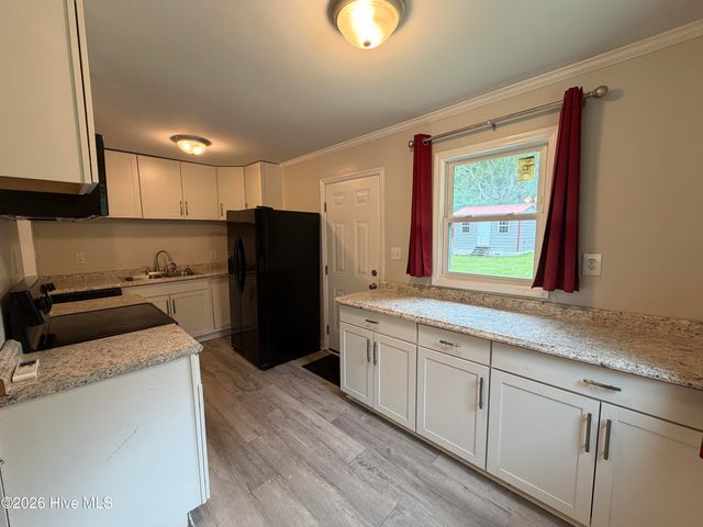 1954 Whiteoak Road, Thomson, GA 30824