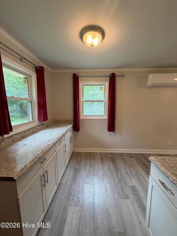 1954 Whiteoak Road, Thomson, GA 30824