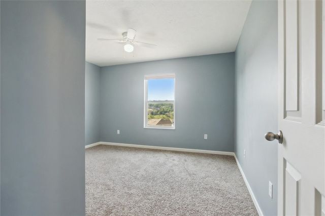 612 Setter Ln, Jefferson Hills, PA 15025