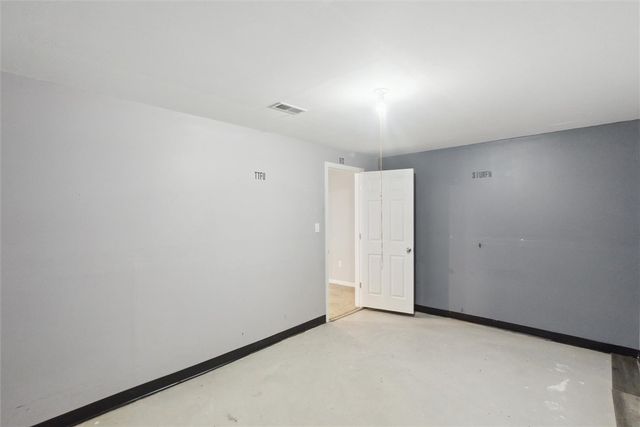 612 Setter Ln, Jefferson Hills, PA 15025