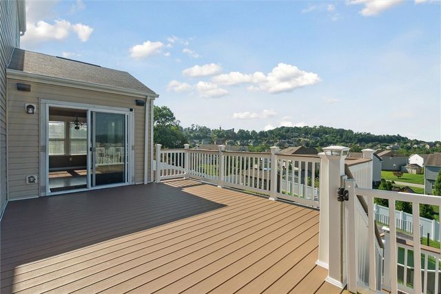 612 Setter Ln, Jefferson Hills, PA 15025