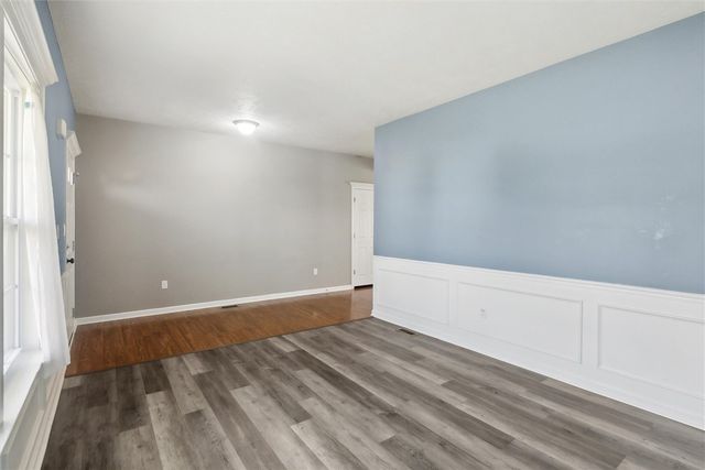 612 Setter Ln, Jefferson Hills, PA 15025