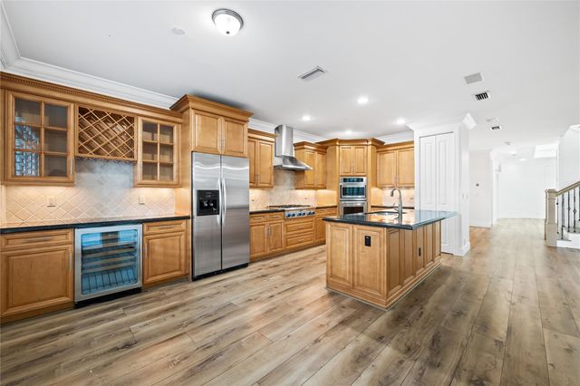 218 NE 15th Ave 218, Fort Lauderdale, FL 33301