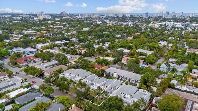 218 NE 15th Ave 218, Fort Lauderdale, FL 33301