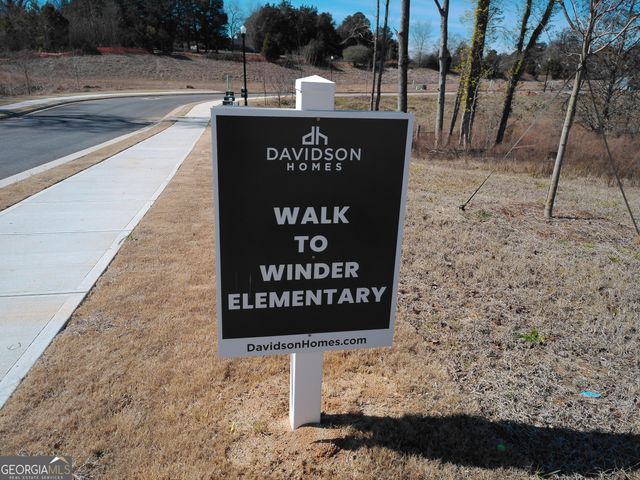 72 Shoal Court, Winder, GA 30680