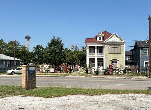 315 N Hackberry, San Antonio, TX 78202