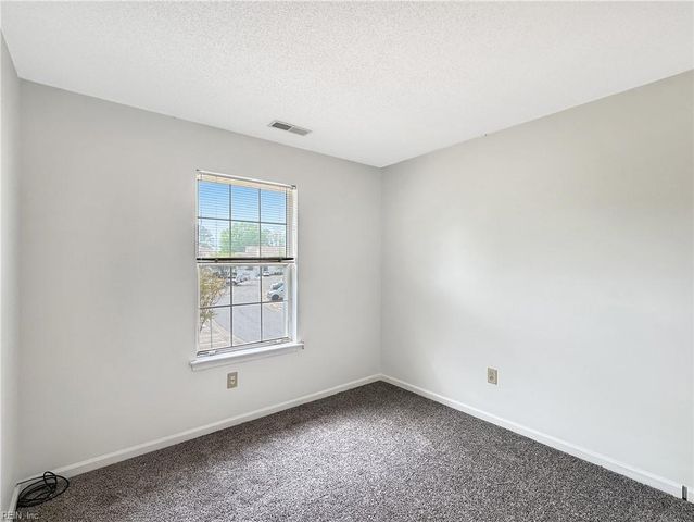 3612 Essex Pond QUAY, Virginia Beach, VA 23462