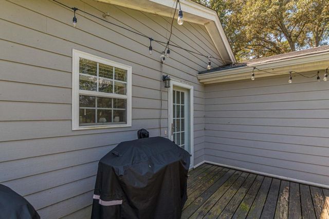 2458 Crestview Avenue, Decatur, GA 30032