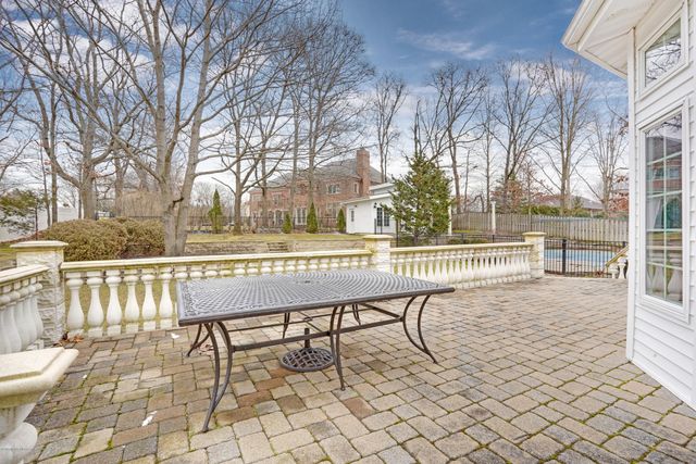 90 Georgetown Road, Eatontown, NJ 07724