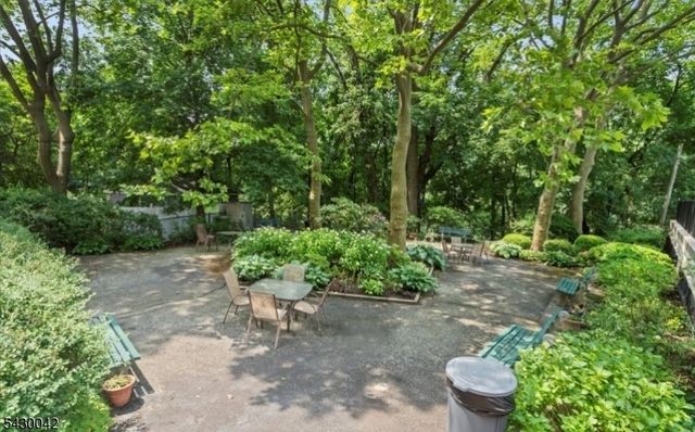 926 Bloomfield Ave 3A, Glen Ridge Boro Twp., NJ 07028