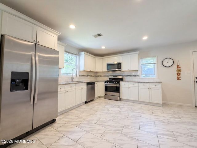 1047 Jaques Avenue, Rahway, NJ 07065