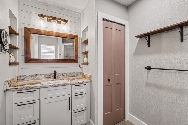 410 E HENRY STREET, Punta Gorda, FL 33950