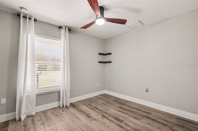 410 E HENRY STREET, Punta Gorda, FL 33950