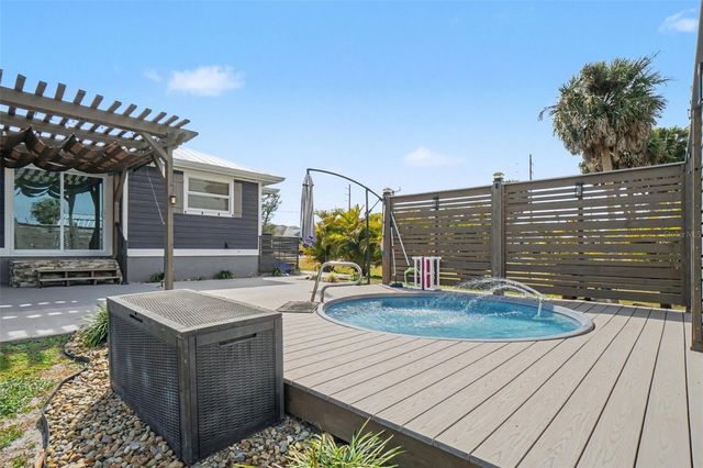 410 E HENRY STREET, Punta Gorda, FL 33950