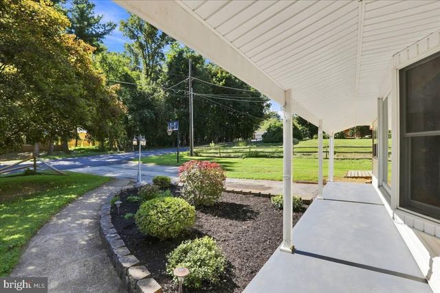 13337 NORTH AVE, Blue Ridge Summit, PA 17214