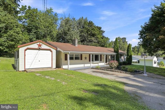 13337 NORTH AVE, Blue Ridge Summit, PA 17214