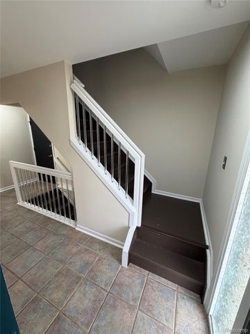 24489 Riverview Lane, Novi, MI 48374