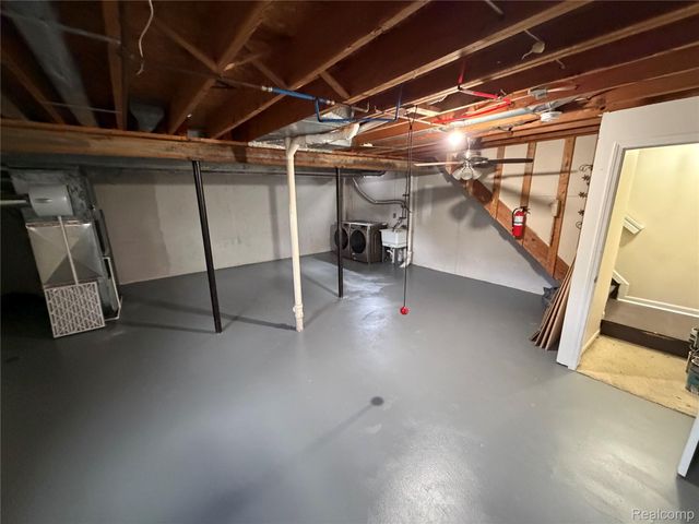 24489 Riverview Lane, Novi, MI 48374