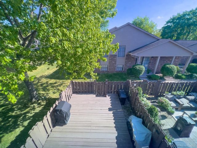 31672 Bear Creek Boulevard, Warren, MI 48093