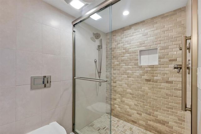 500 S WASHINGTON DRIVE 25B, Sarasota, FL 34236